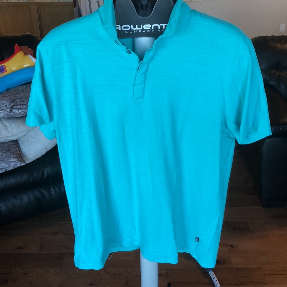 Hugo Boss Men’s L turquoise polo